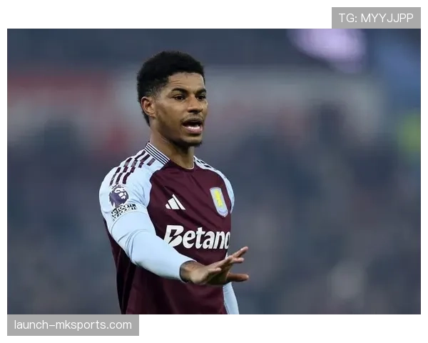 拉什福德边路突破建功，速度与技术助球队逆转取胜