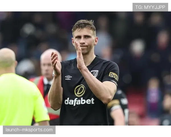 扎巴尔尼加盟英超，期待新赛季稳定发挥