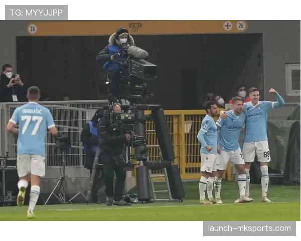 拉齐奥球队最新消息：转会动态与阵容调整情况