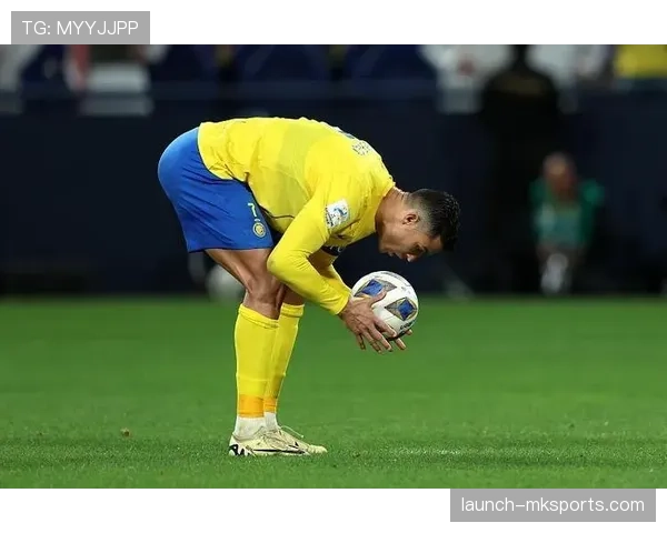 利雅得胜利面临联赛与亚冠取舍，双重压力对赛季走势造成影响