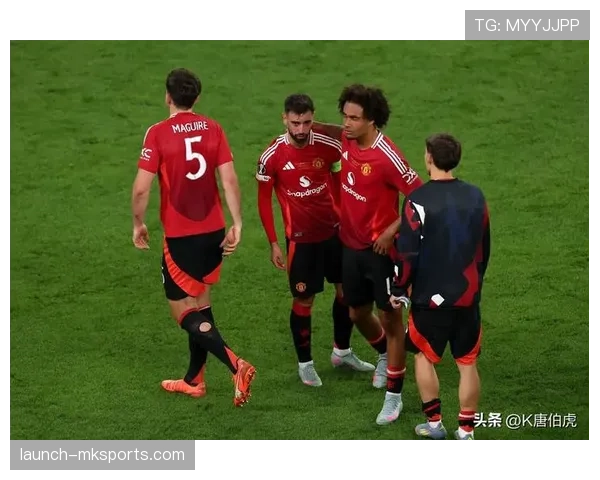 曼联战术体系缺乏稳定性：对竞争走势形成制约，阶段性考验或加剧